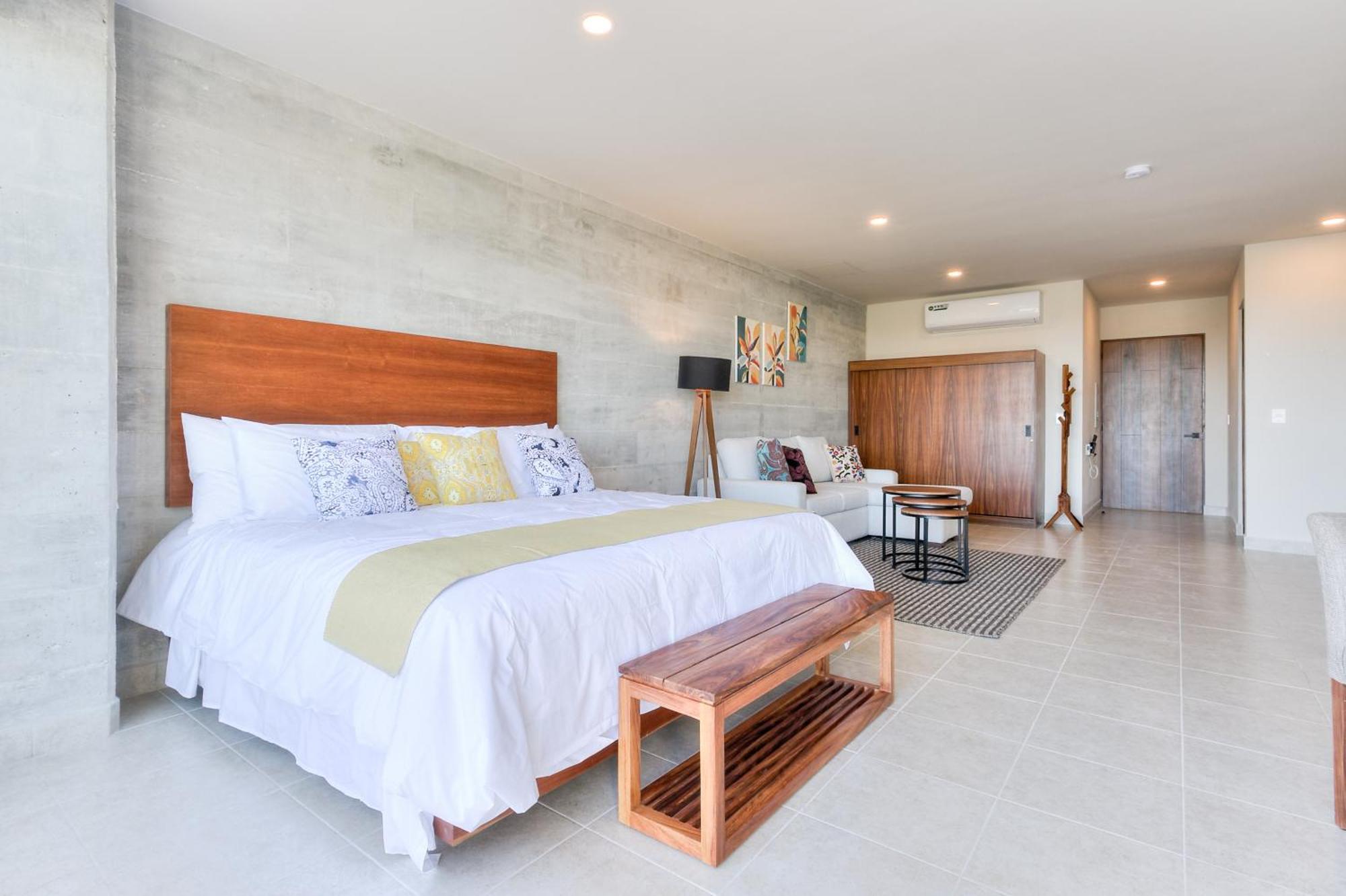 Apartment Centrally Located With Pool, Gym, Coworking And Wifi