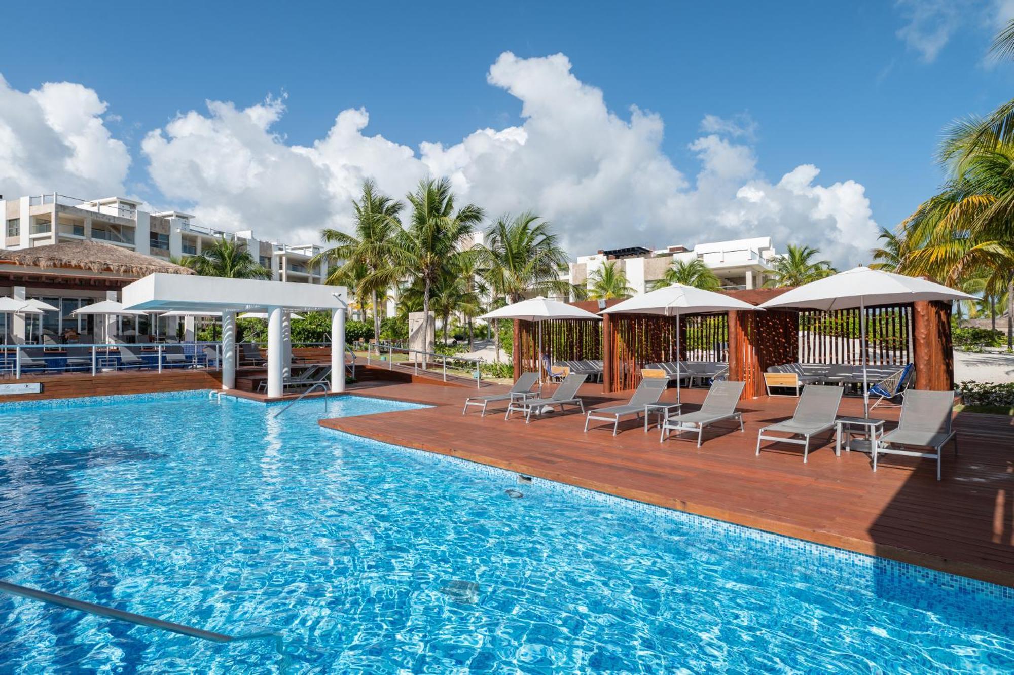 Marina Vista Retreat In La Amada * Cancun