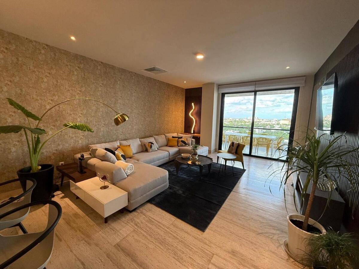 Ph Location At Vela Towers Apartment *