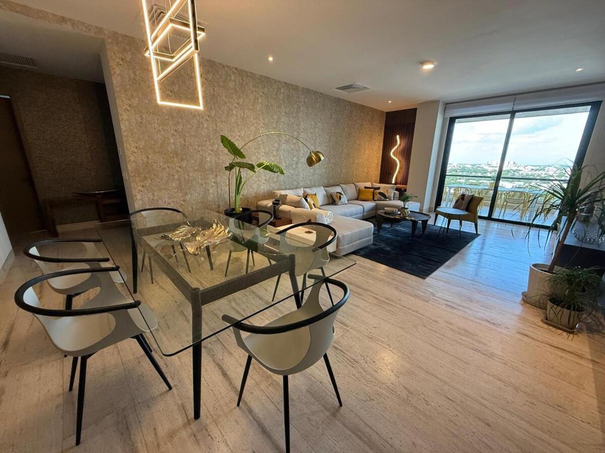 Apartment Ph Location At Vela Towers *