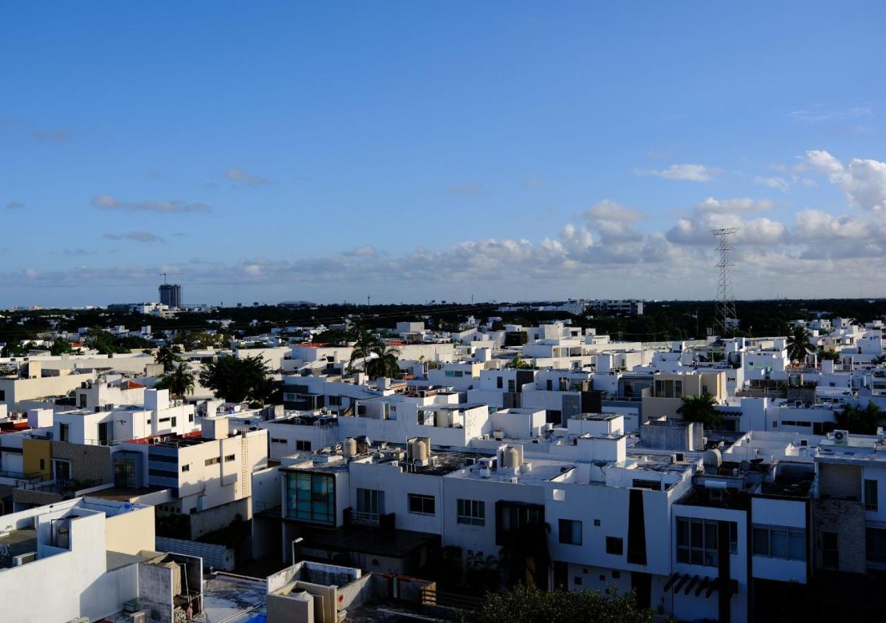 Cumbres Gardens Apartment Cancun