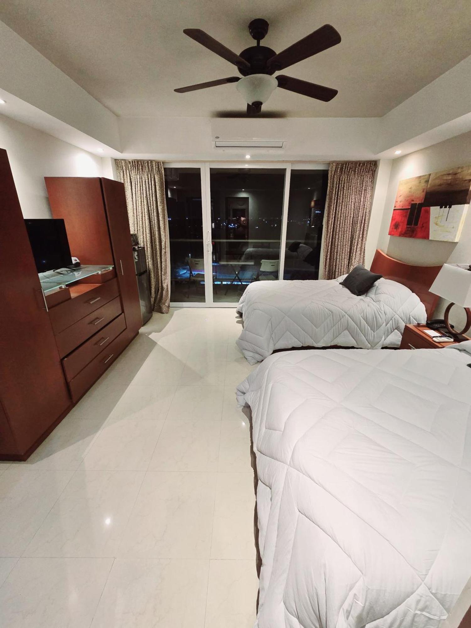 Apartment Laguna View And Front Cove At Salvia