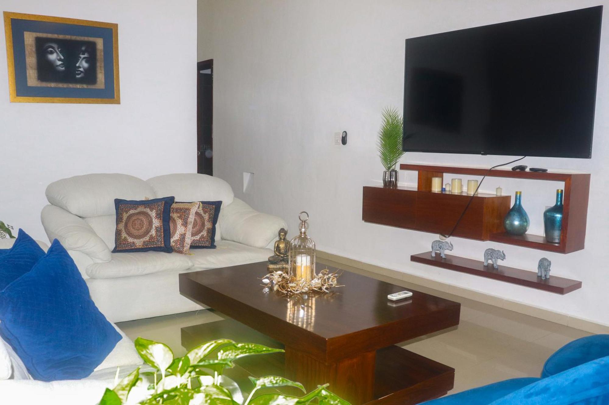 Gran Con Banos En Villa Cancun