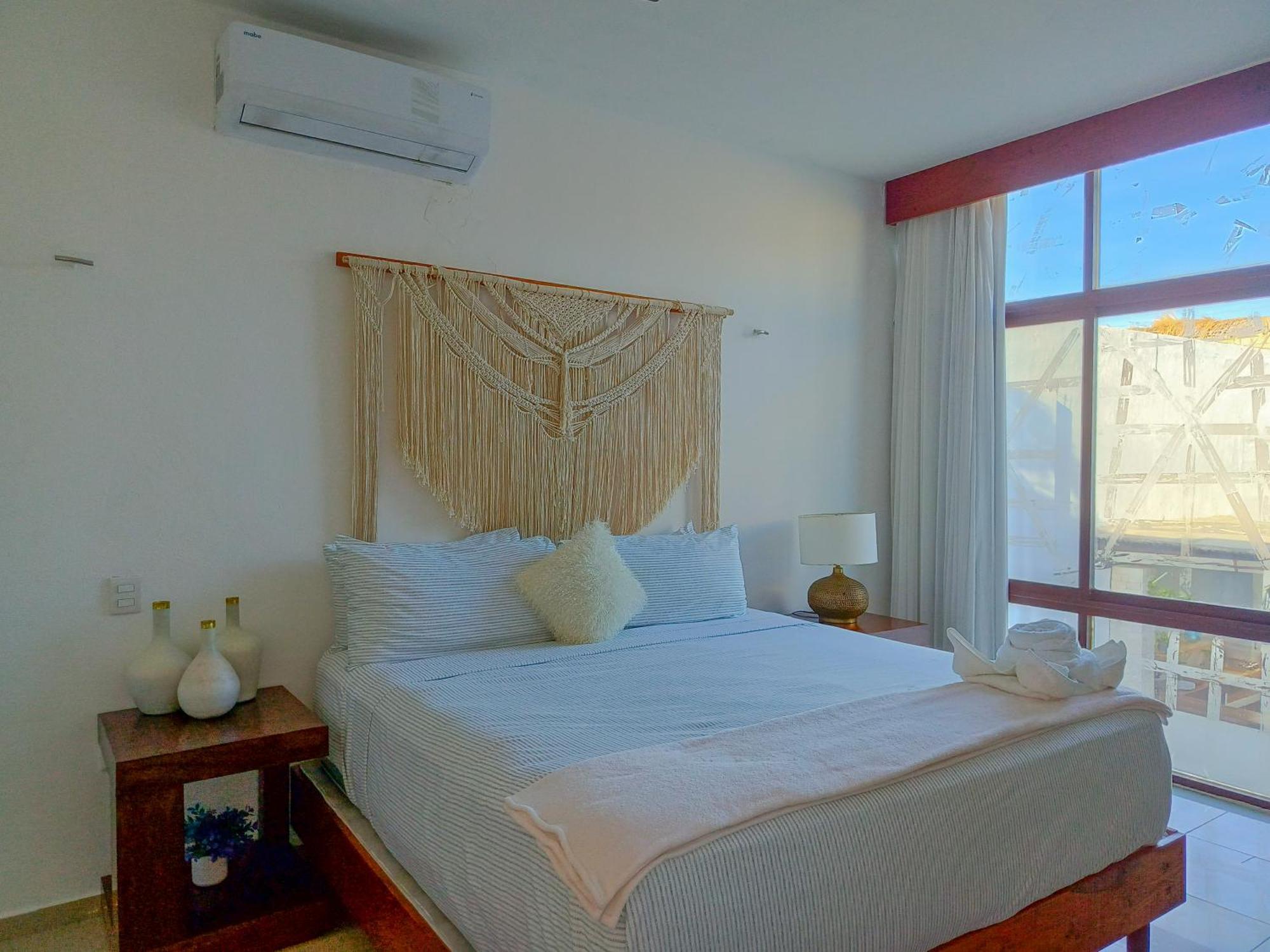 Gran Con Banos En Villa Cancun