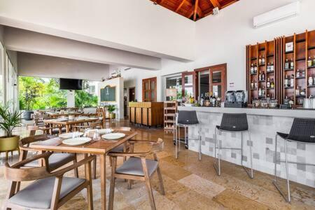 Apartment A7103 - 2br With Club *