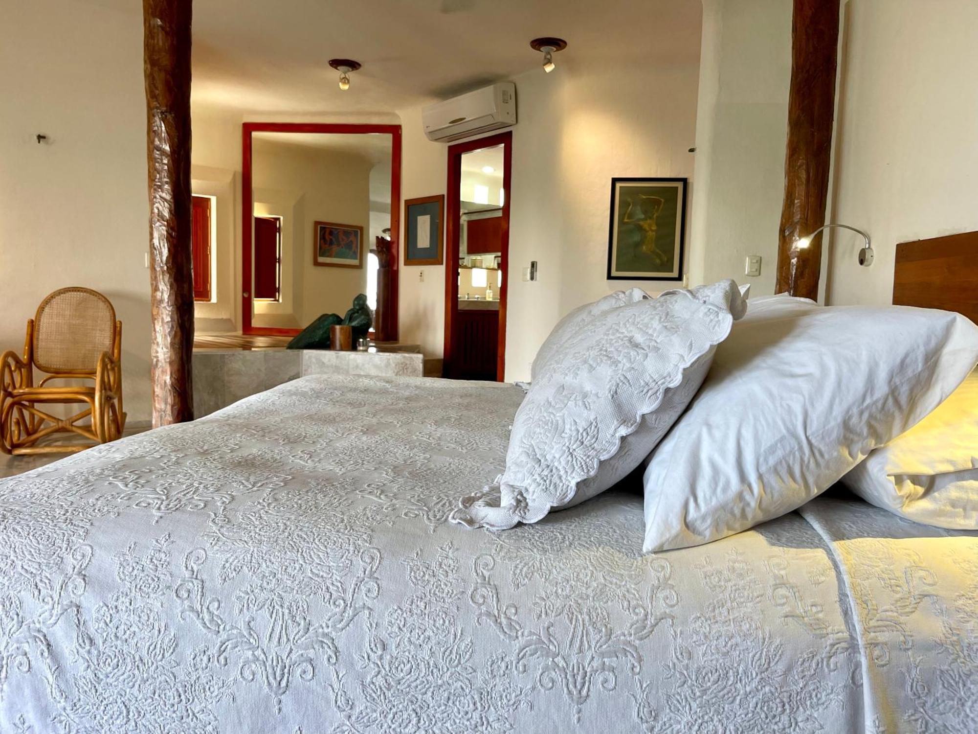 6br Spacious Waterfront With Private Pool By Solmar Villa Cancun
