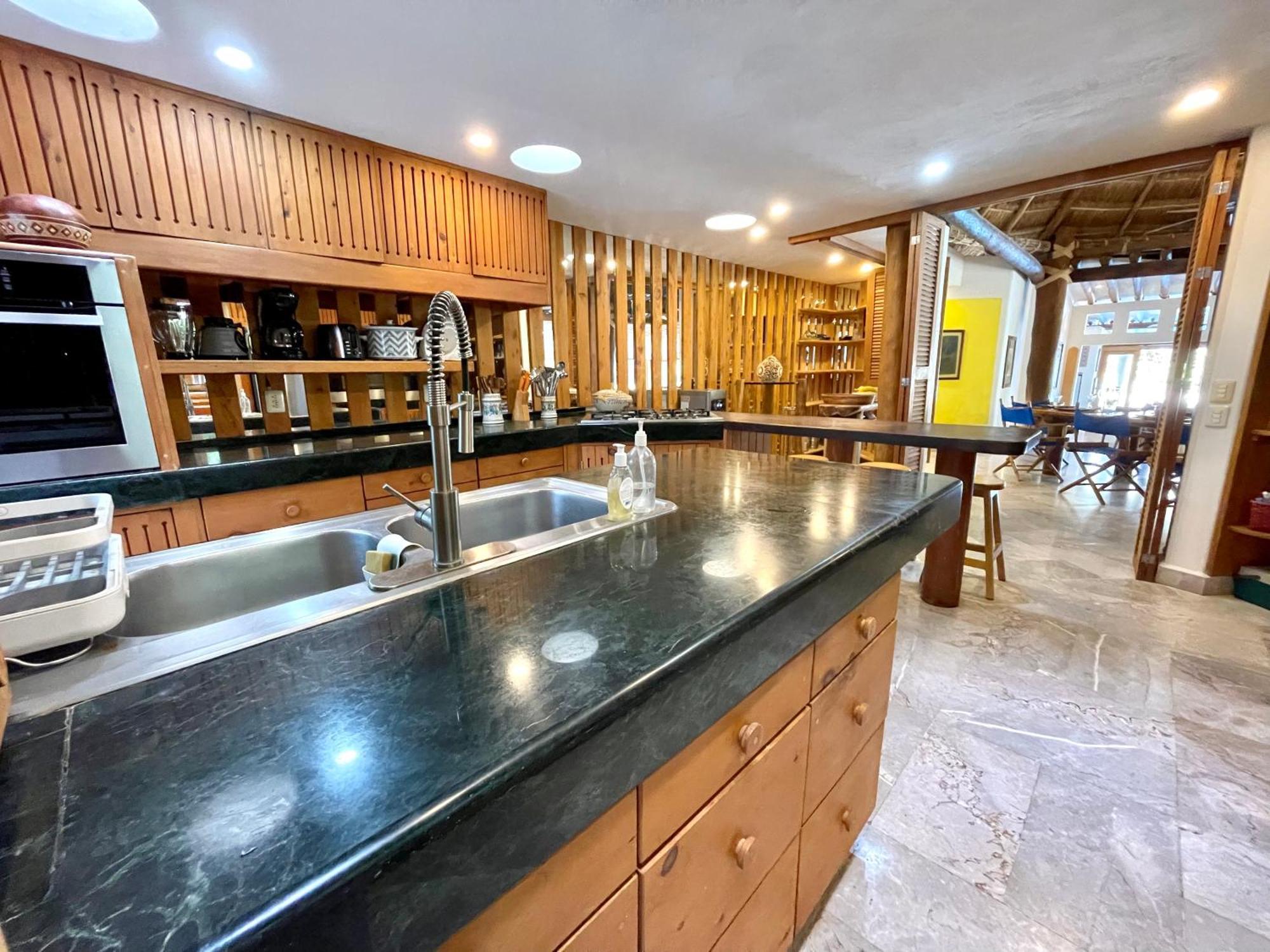 6br Spacious Waterfront With Private Pool By Solmar *
