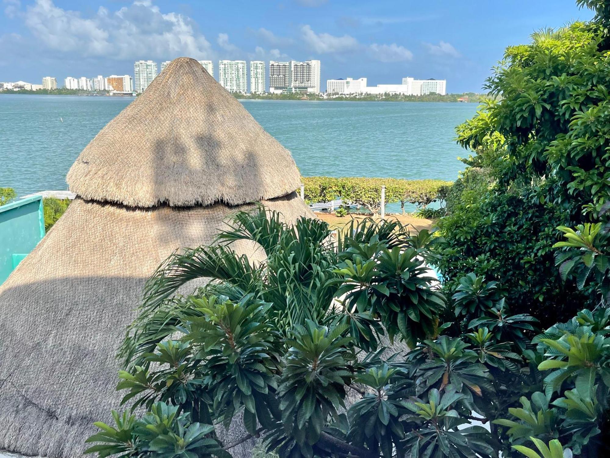 6br Spacious Waterfront With Private Pool By Solmar * Cancun