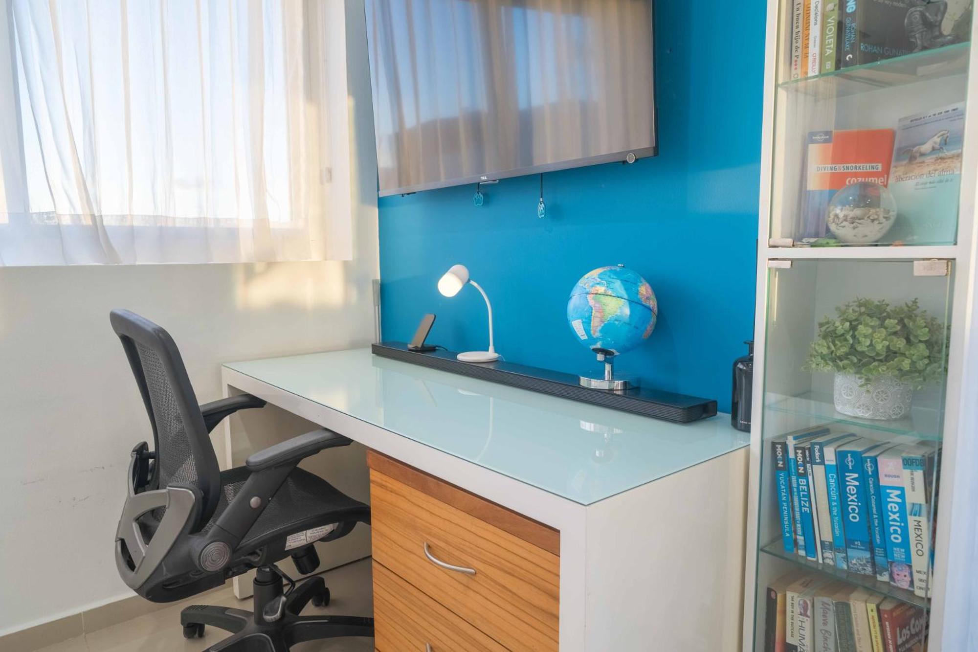 Apartment Luxury 4 Bedroom Penthouse With Private Jacuzzi Steps From Zone