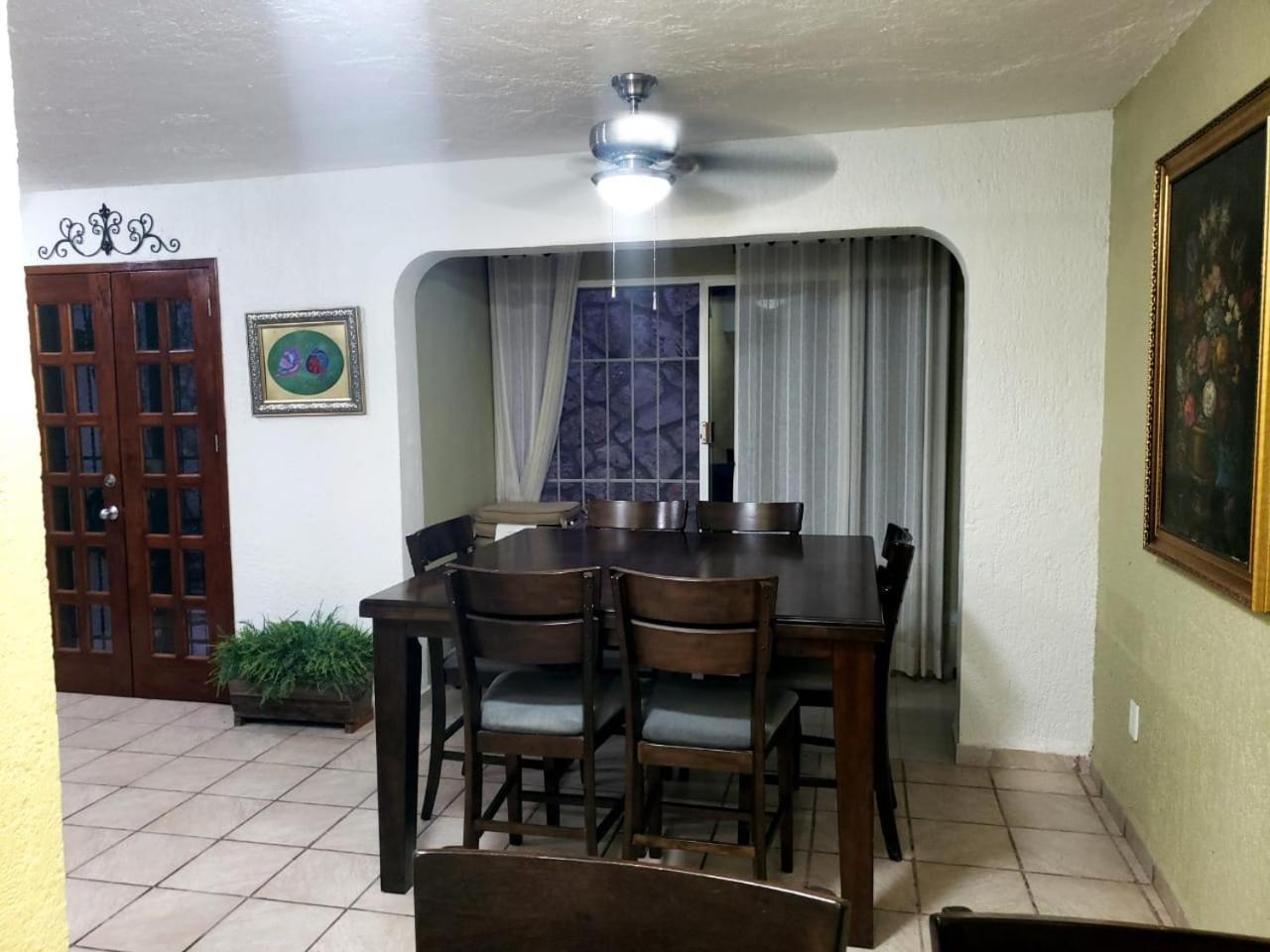 Casa *