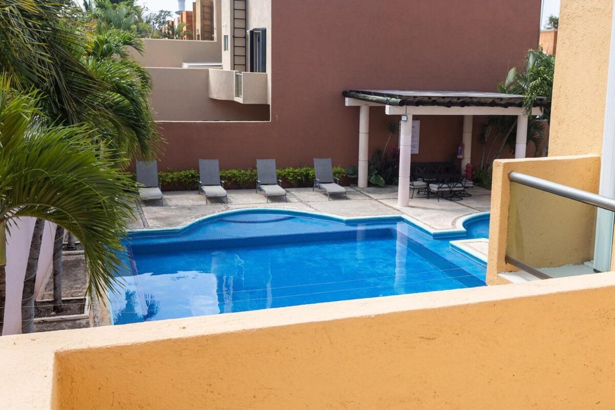 Downtown For 7 Guests, Access To Pool! Holiday home Cancun