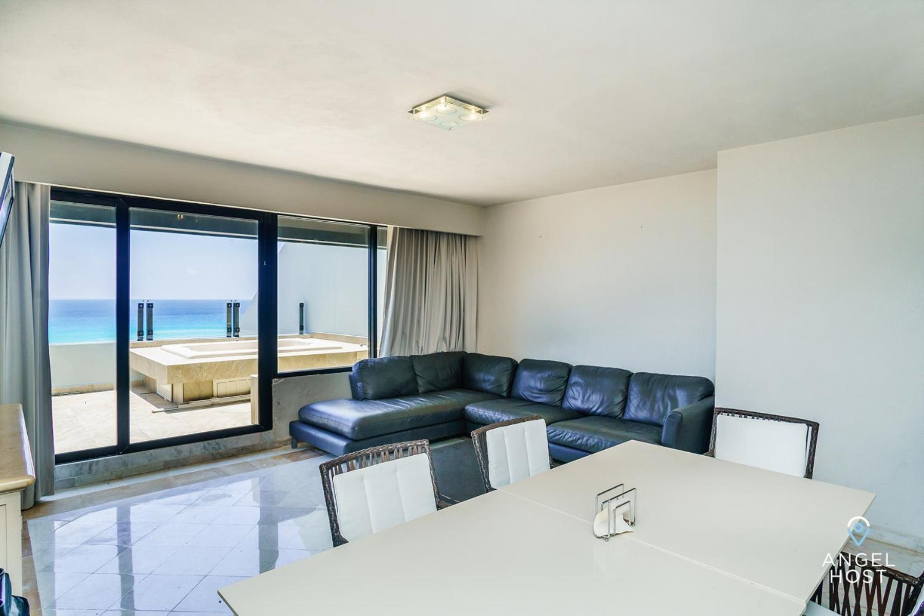 Ferienhaus Fabulous Oceanview Access To & Pools Cancún