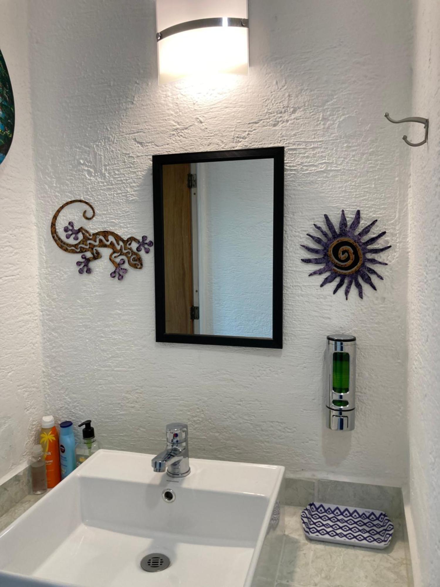Oceanfront Sunsets Entire Apartment Cancun