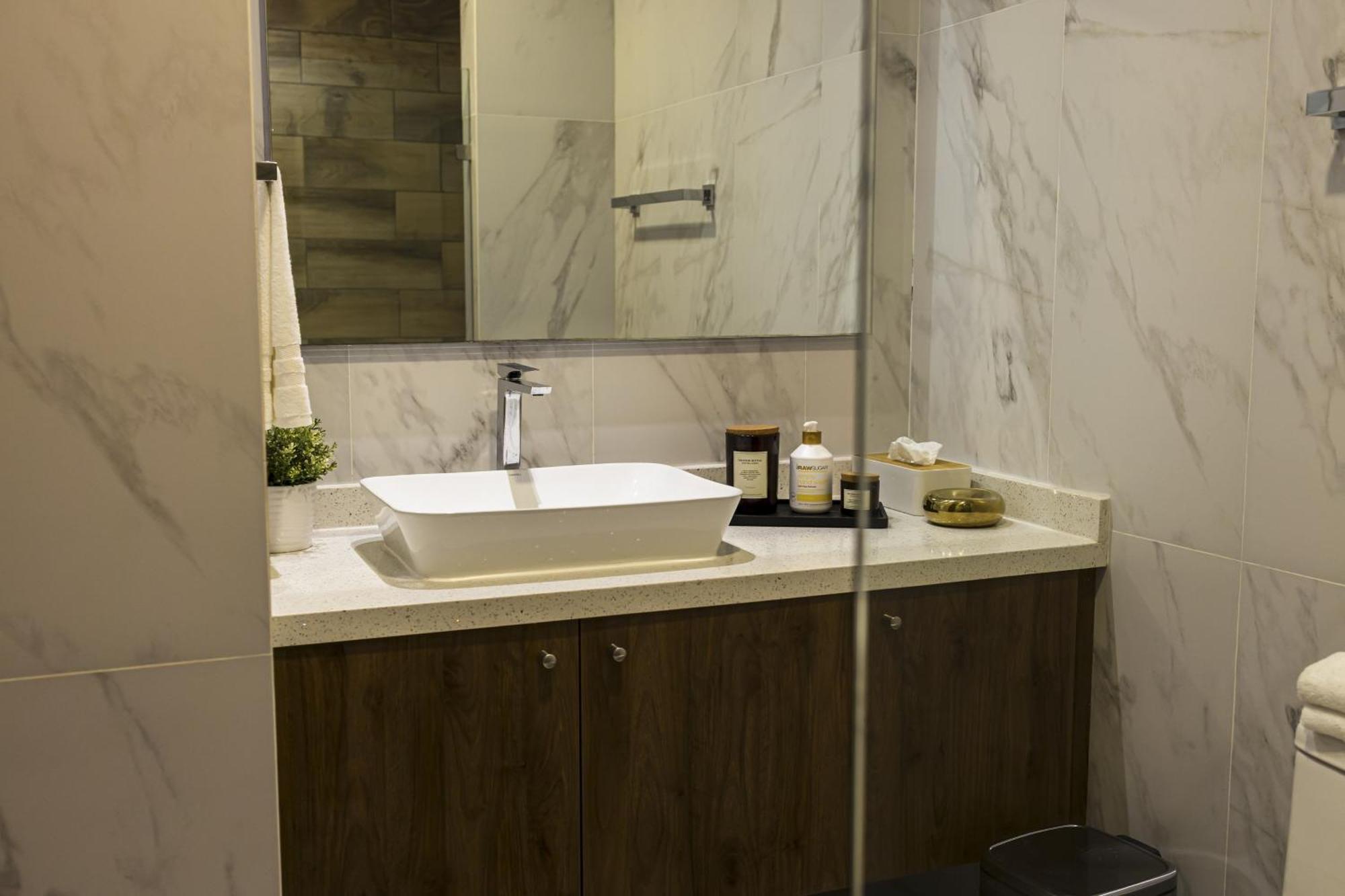 Apartment Icono C701 *