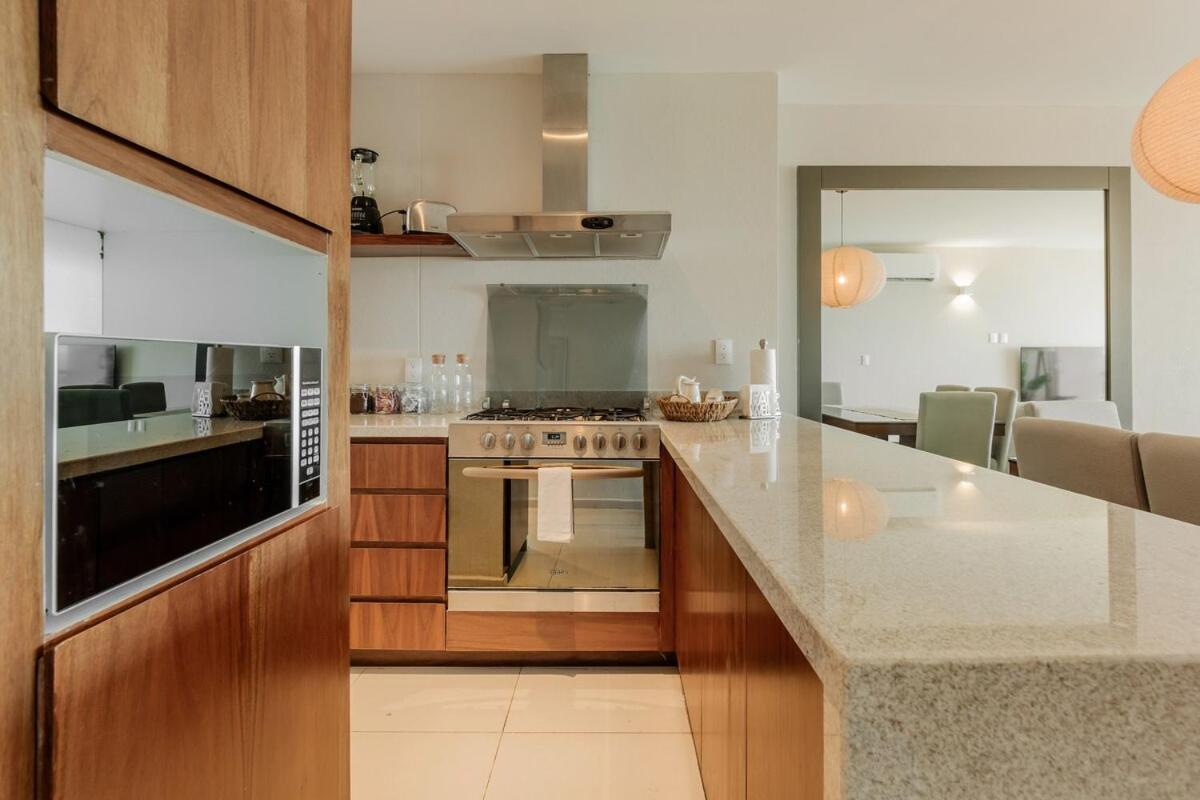 Apartment Marea New 2 Bdr Beachfront By Casa Paraiso