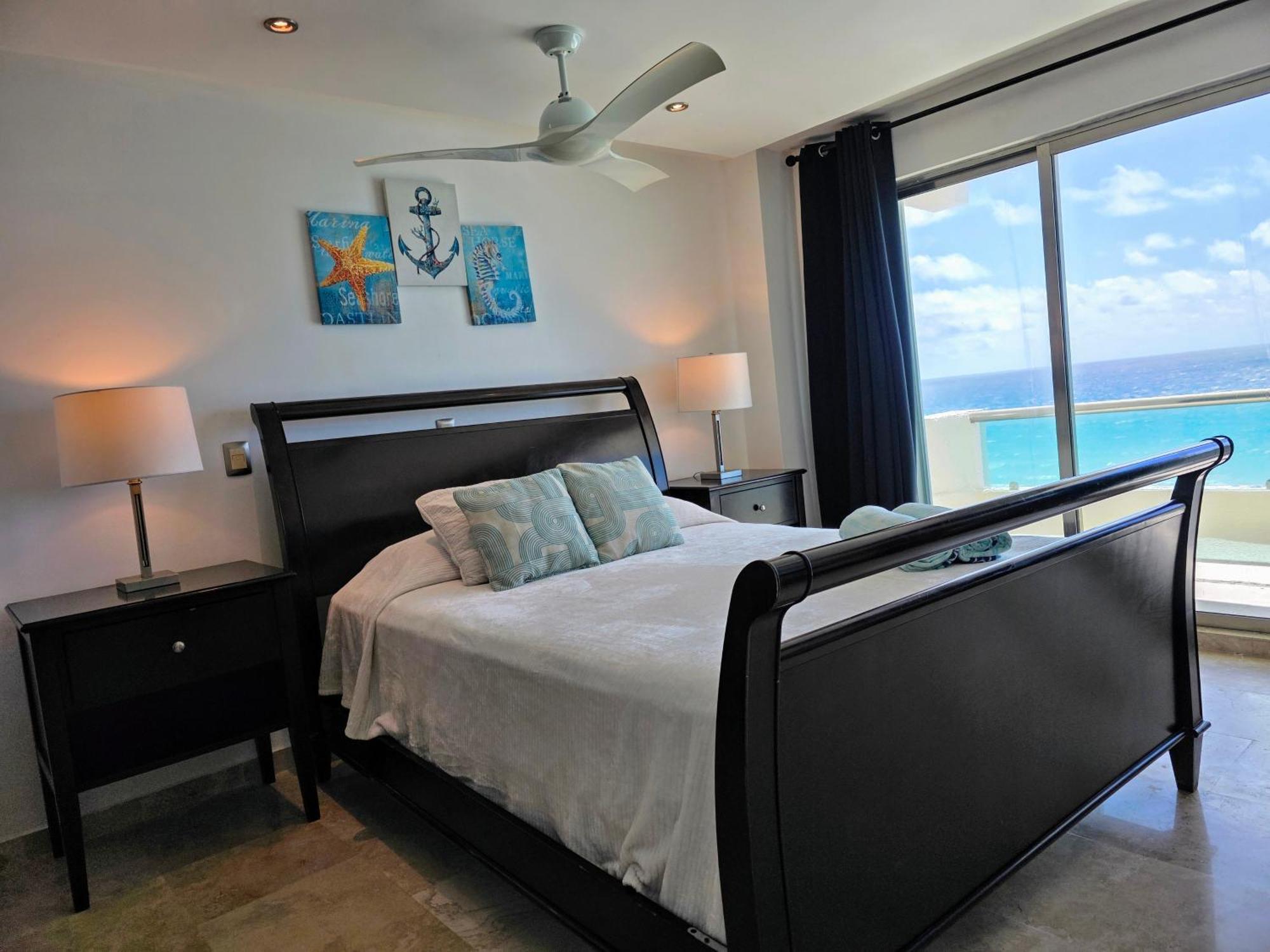 Modern Penthouse, Beautiful Ocean View, Apartamento Cancún
