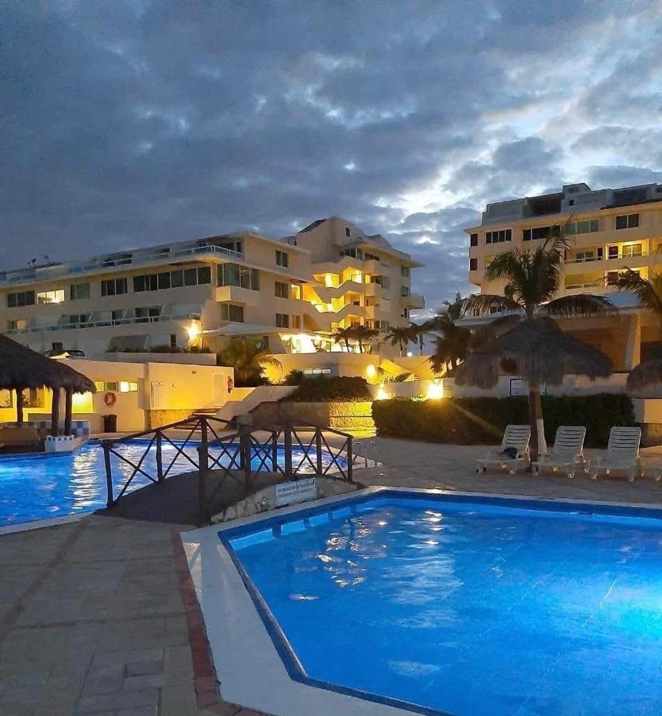 Great Price, Beautiful And Pool, 1 Bedroom Cancun
