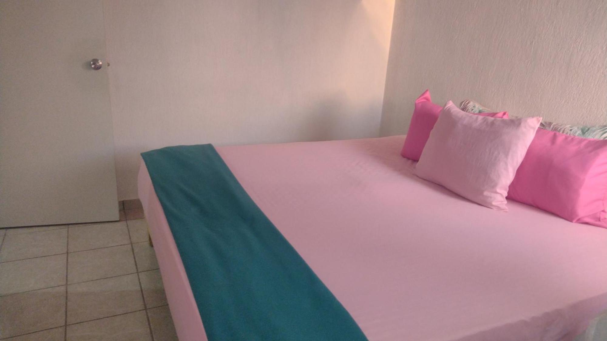 Camping Farfallas Casita, Essence & Incense Cancún
