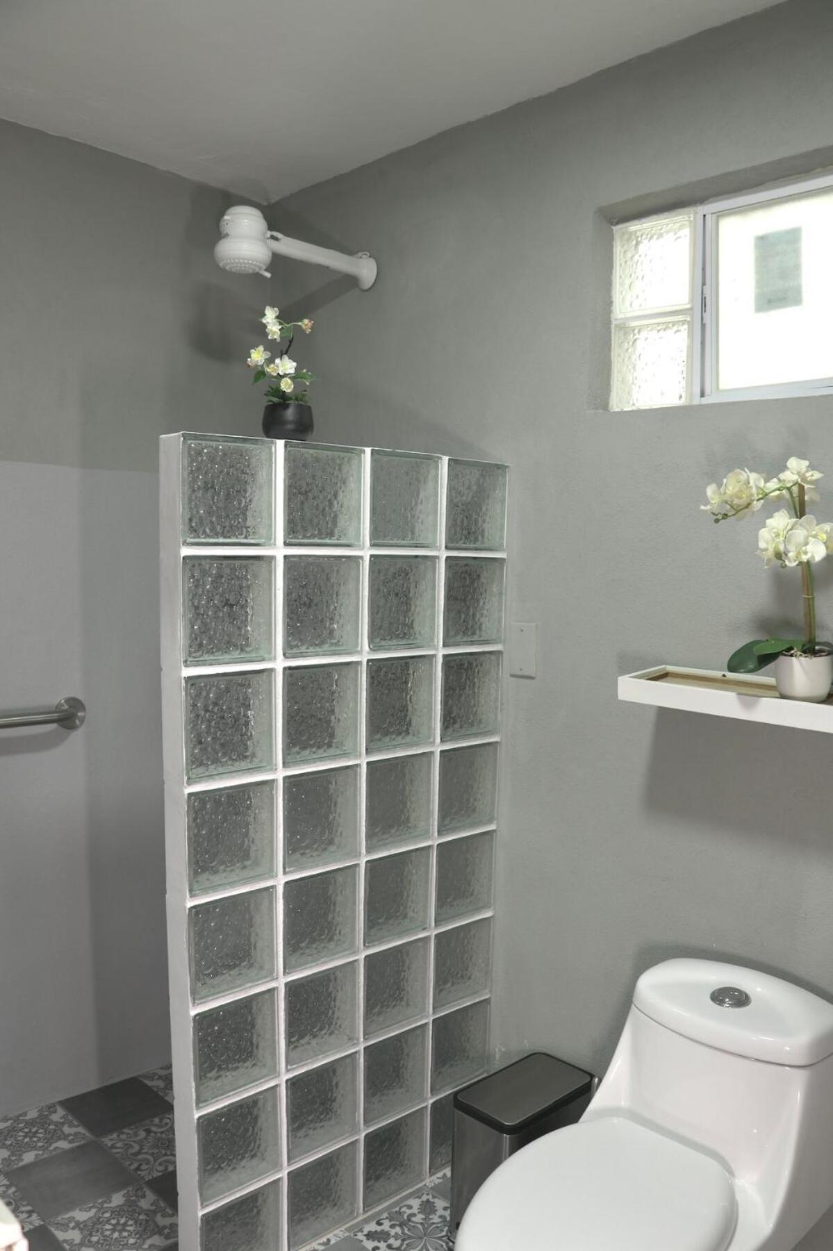 Apartamento Yax Estudio Compacto, Comodo Y Centrico En *