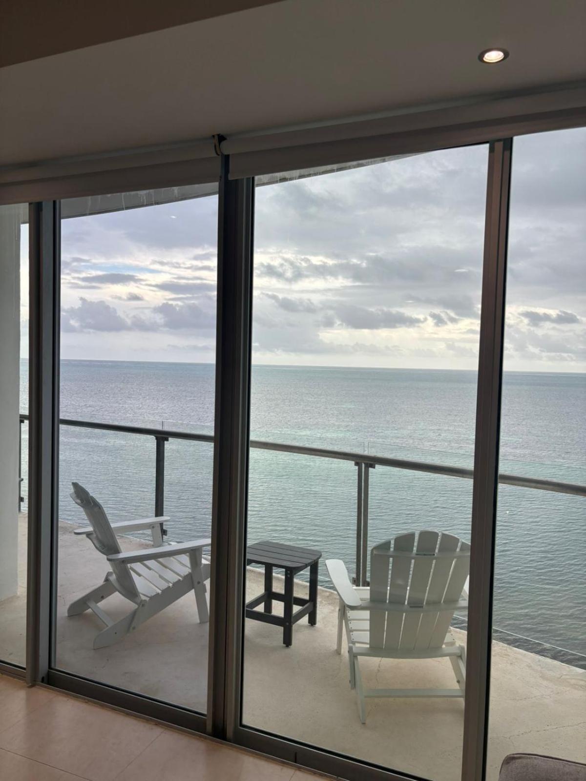 Espectacular Departamento Frente Al Mar *
