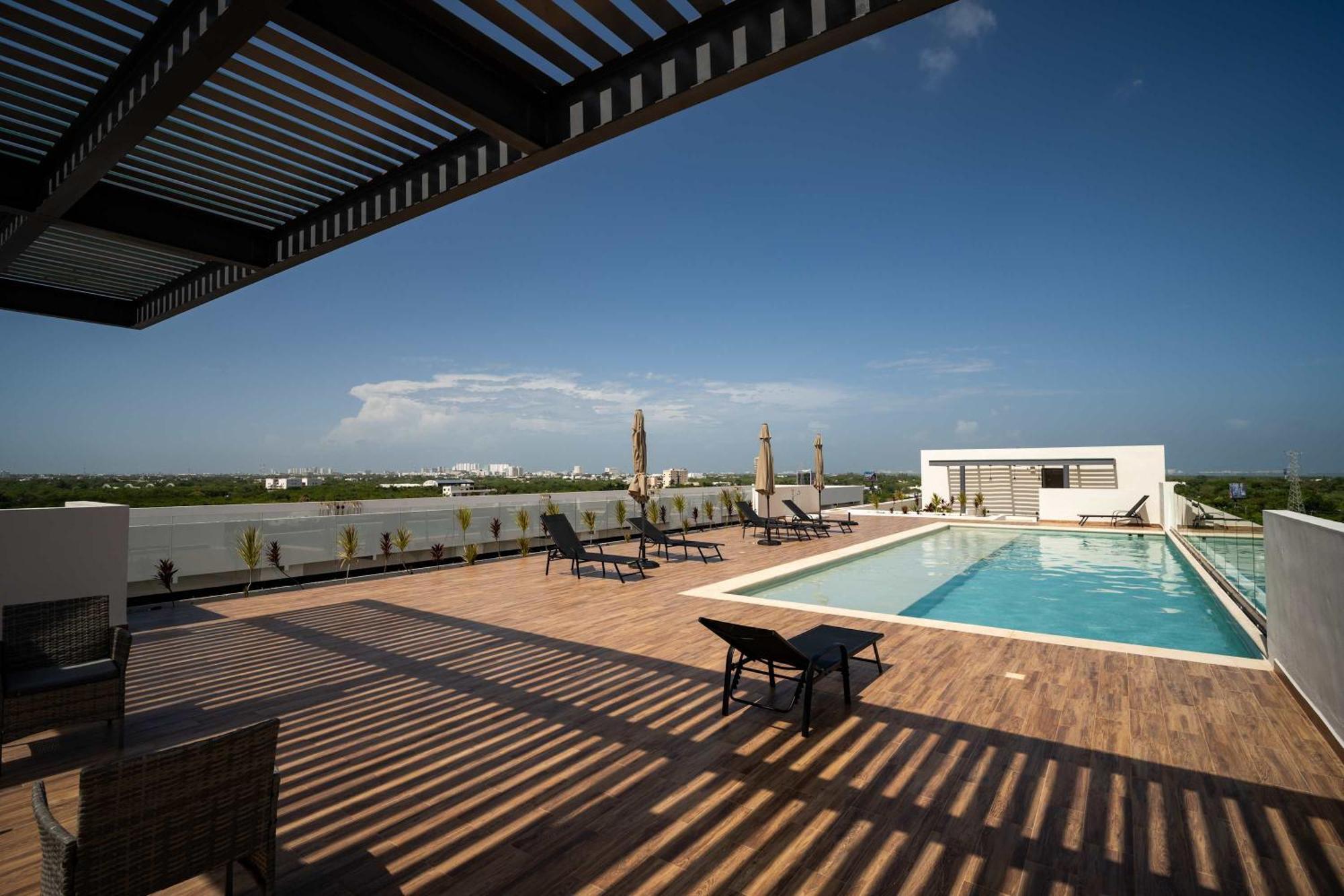 Moderno Con Areas Magnificas Y Gym Cancun