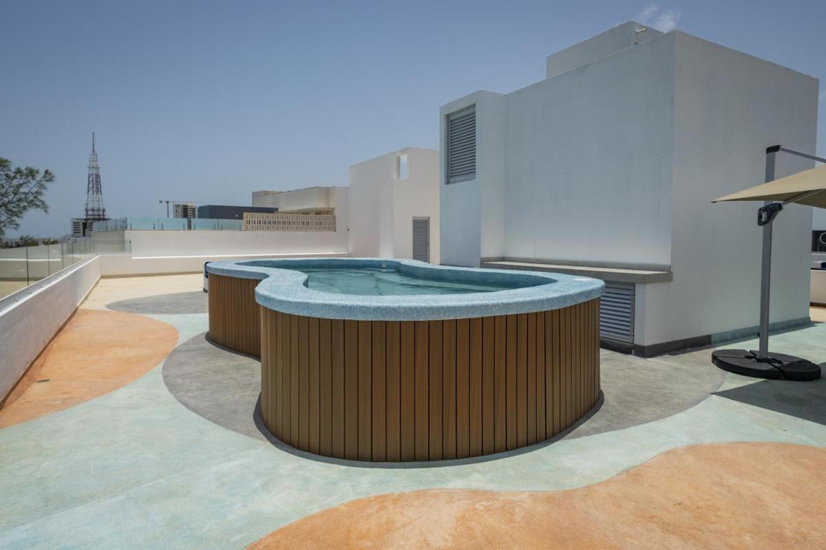 Barcelona Charming With Modern Design Apartment *