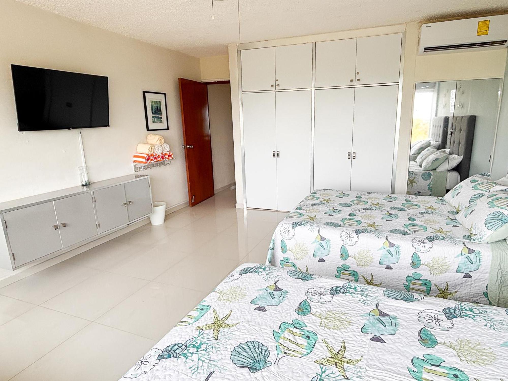 Apartamento Brisas Shores 209 Beachfront With Terrace, Zone, 1 Bedroom