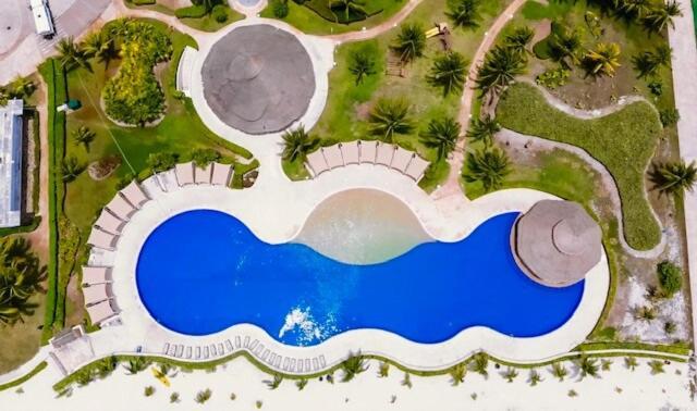Apartment Carlbe Beachfront 2bdr With Pool By Casa Paraiso