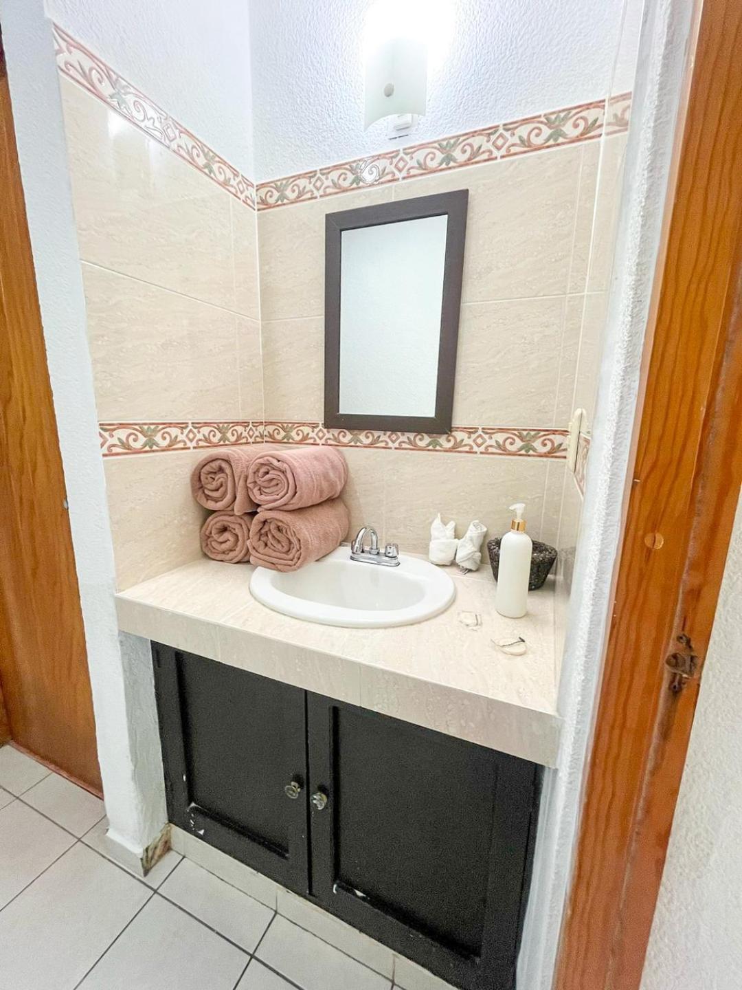 Apartment C/view, & Pool Access Cancun