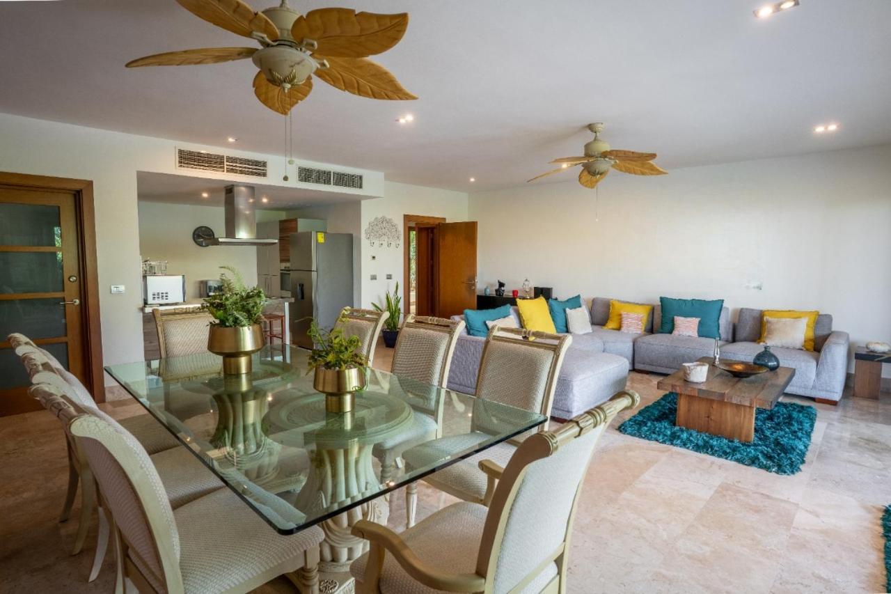 2br Beachfront Exclusive W/ Features