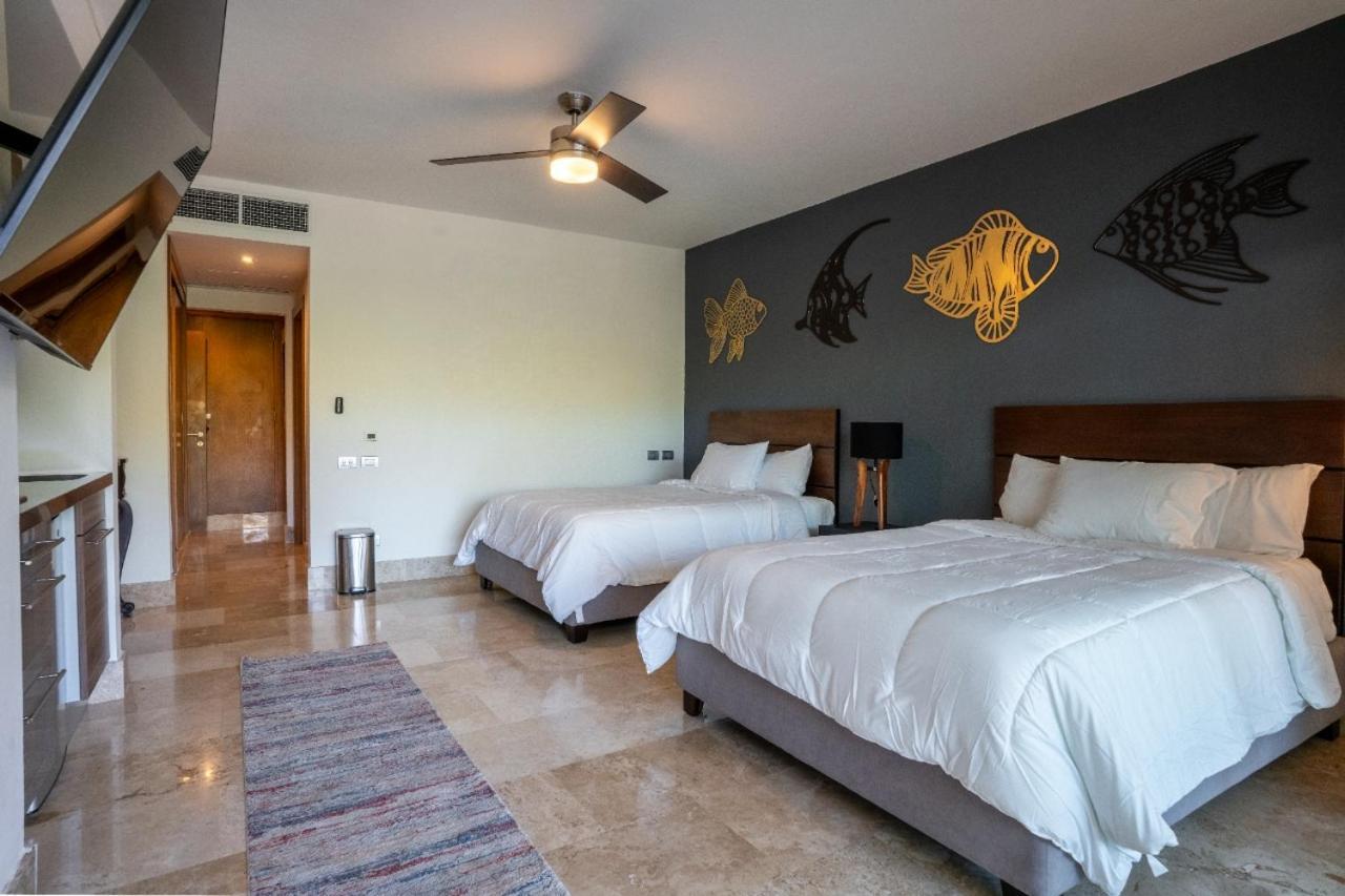 2br Beachfront Exclusive W/ Features Cancun