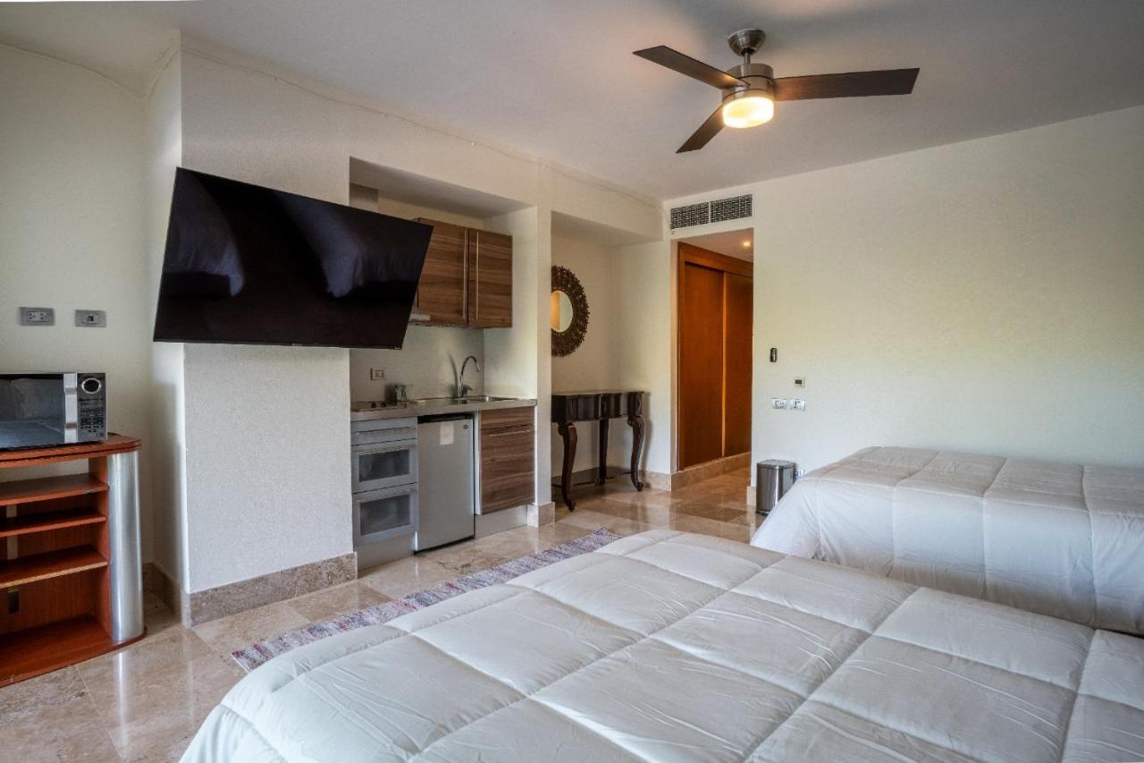 2br Beachfront Exclusive W/ Features * Cancun