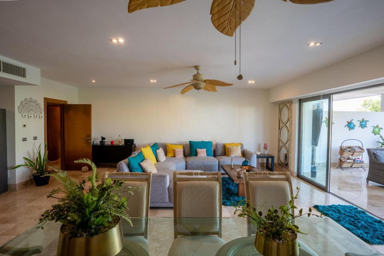 2br Beachfront Exclusive W/ Features *