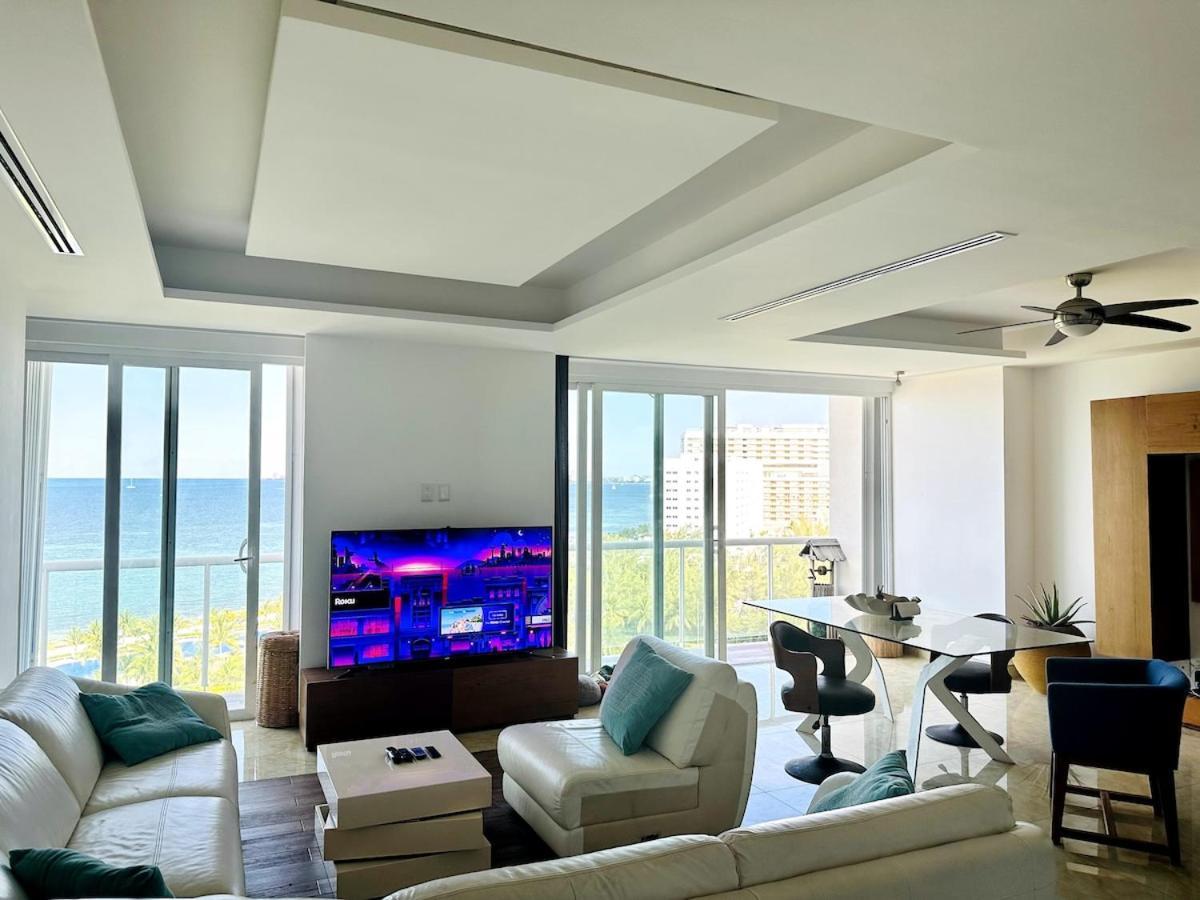 Punta Me Luxury Front & Ocean View Apartment Cancún