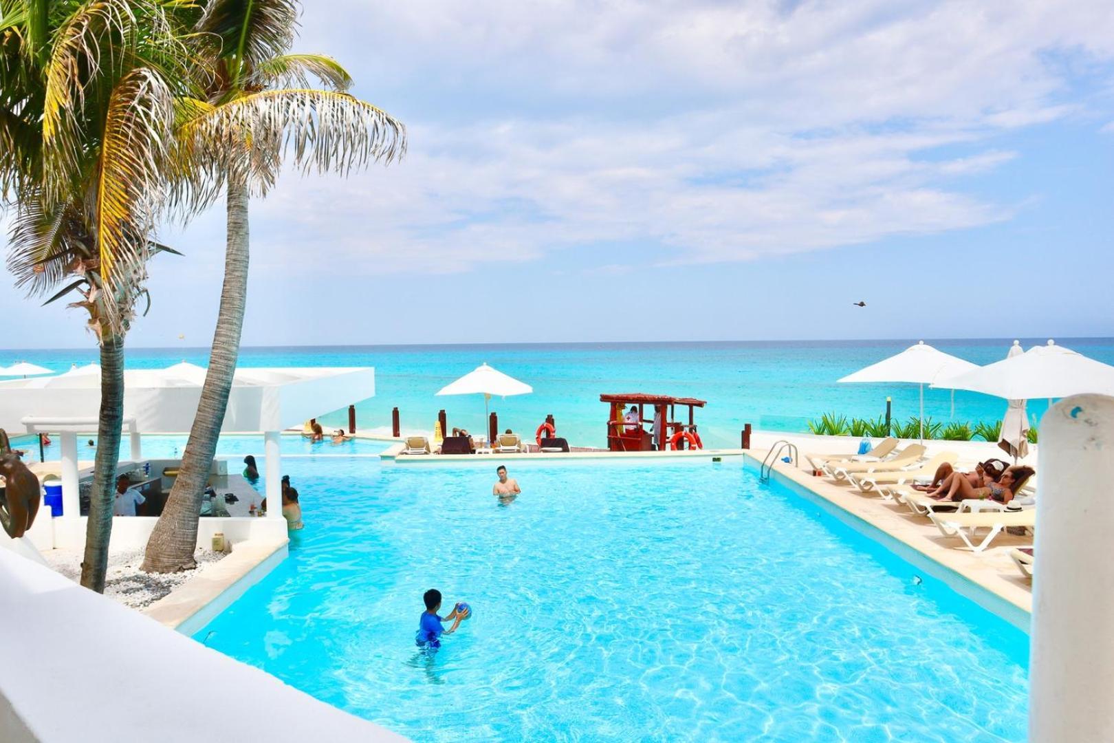 Wake Up & Sleep To Ocean Waves * Cancun
