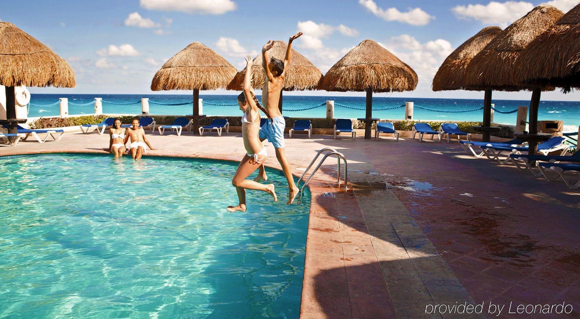 Occidental Tucancun Cancun