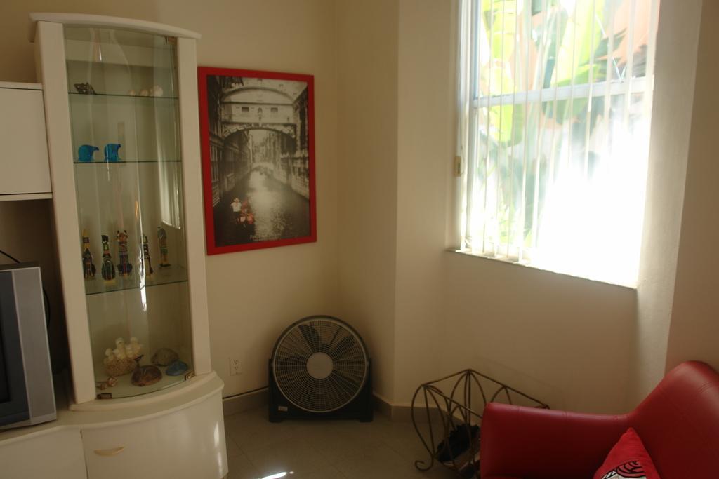 Residencia Encantos Guest house