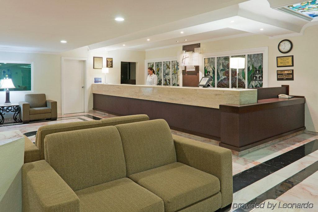 Holiday Express Hotel Cancun