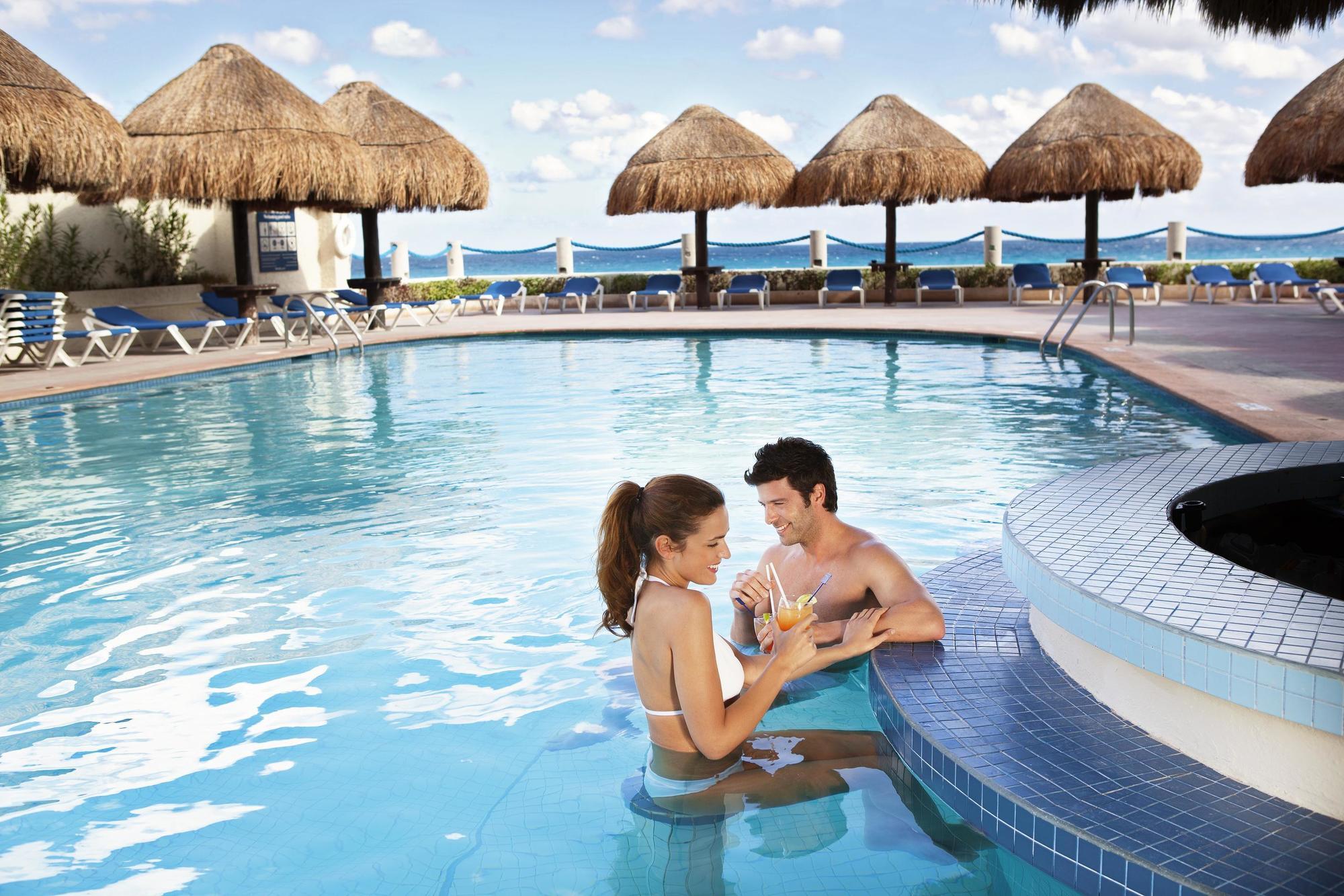 Occidental Tucancun Cancun