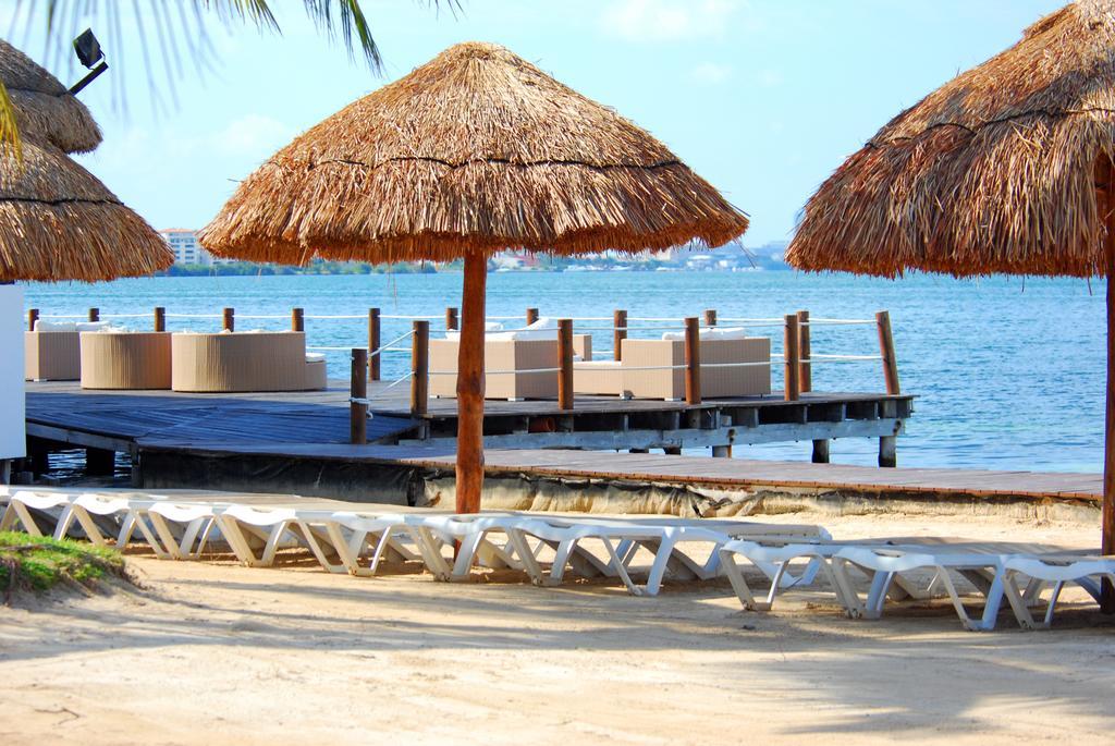 Sunset Marina & Yacht Club 4*