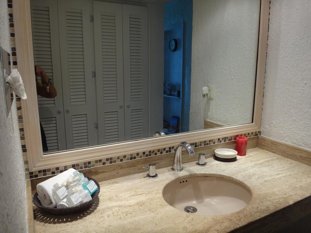 Turquoise Suite With Ocean View Apartment