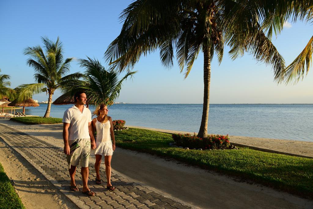 Sunset Marina & Yacht Club 4*