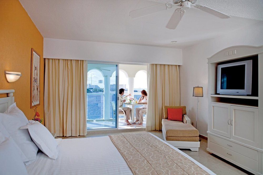 Occidental Costa Resort 4*