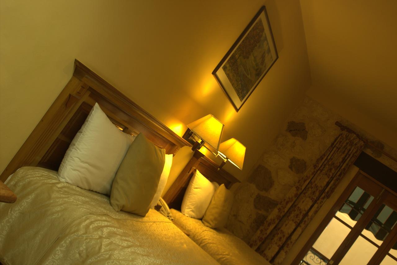 Apartment International *