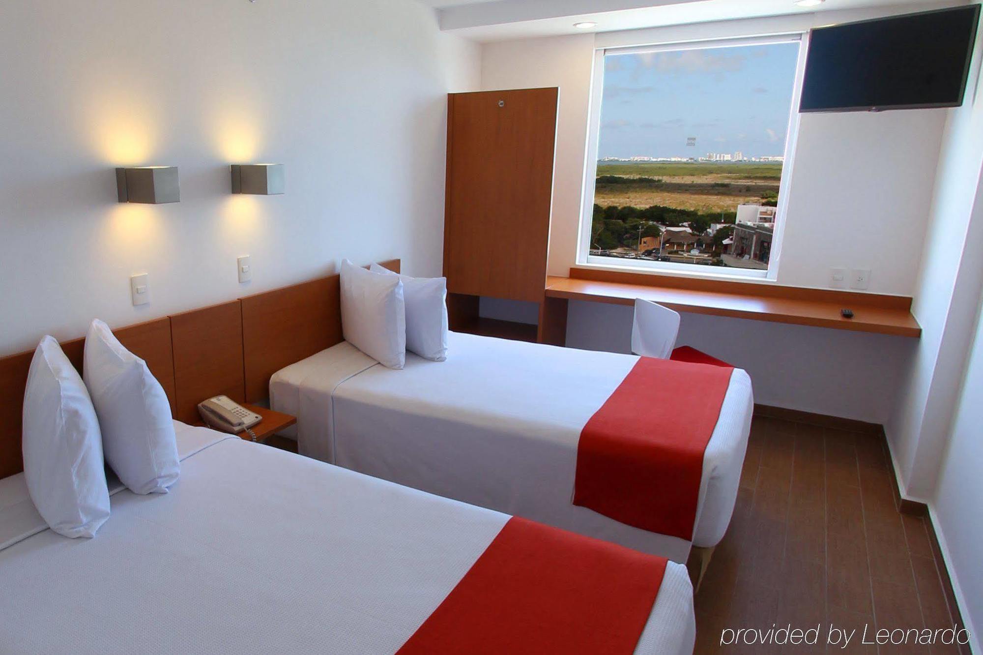 Hotel One Centro 3*