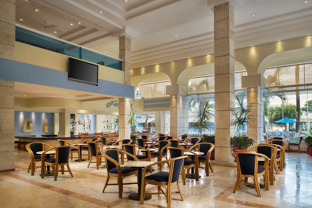 Occidental Costa 4*