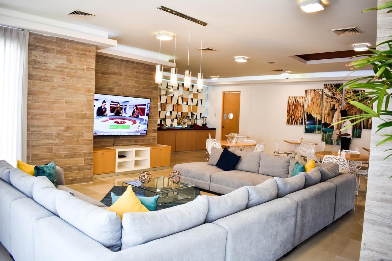 Barcelona Tower By Koox Luxury Collection 2* Cancun