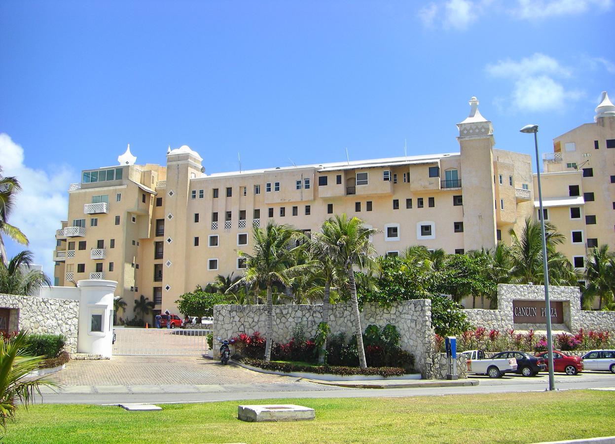 Plaza - Aparthotel