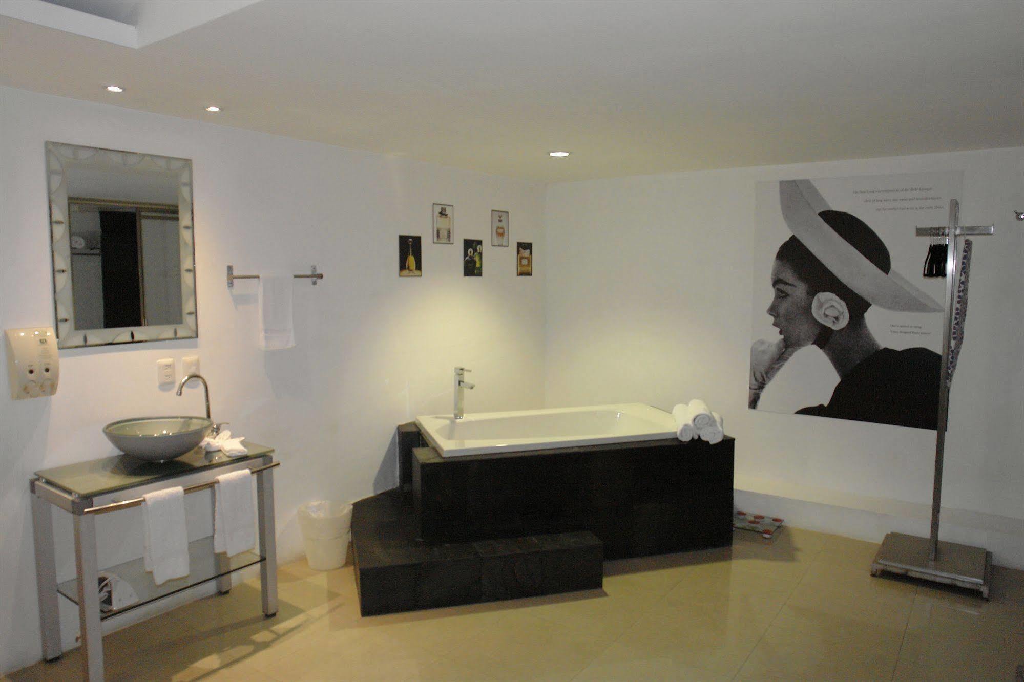 Hotel Mayafair Design 4*