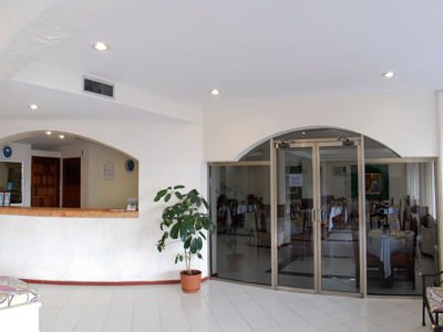 Batab Hotel 3*
